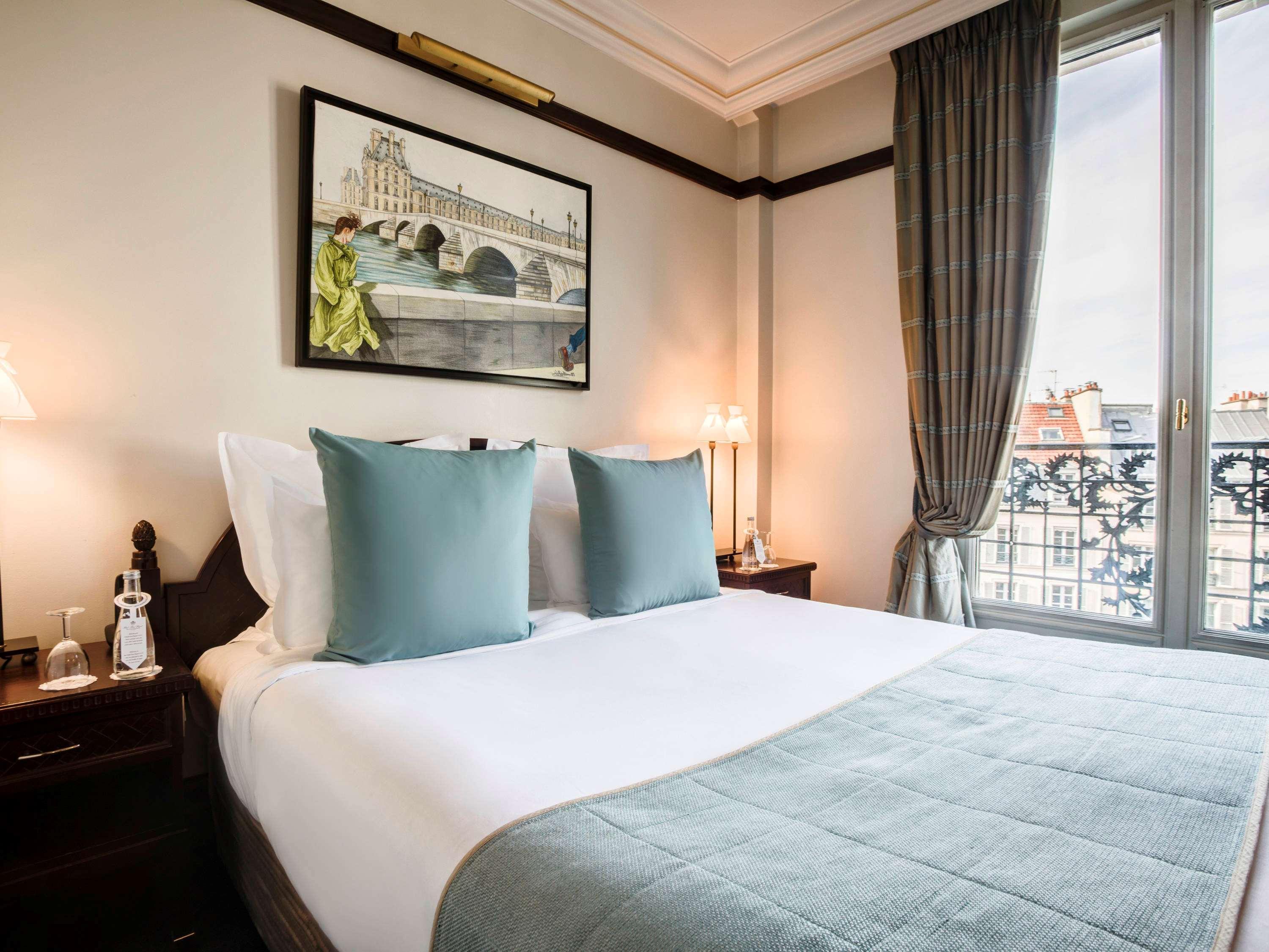 Hotel Pont Royal Paris Ngoại thất bức ảnh A room at the hotel