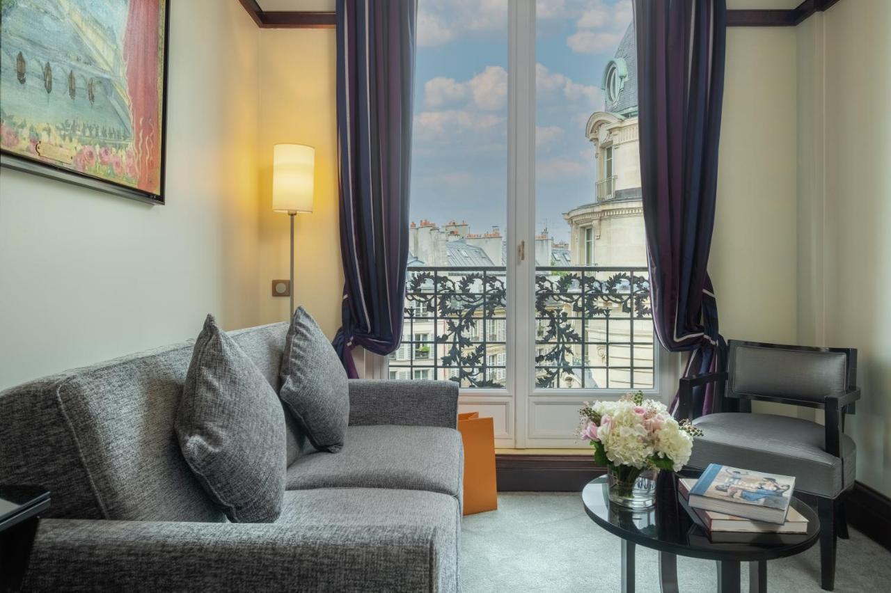 Hotel Pont Royal Paris Ngoại thất bức ảnh A suite at the hotel
