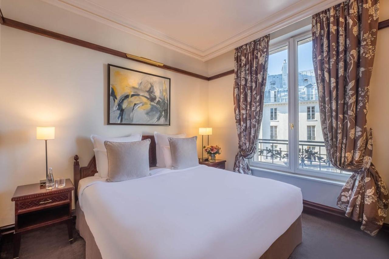 Hotel Pont Royal Paris Ngoại thất bức ảnh A room at the hotel