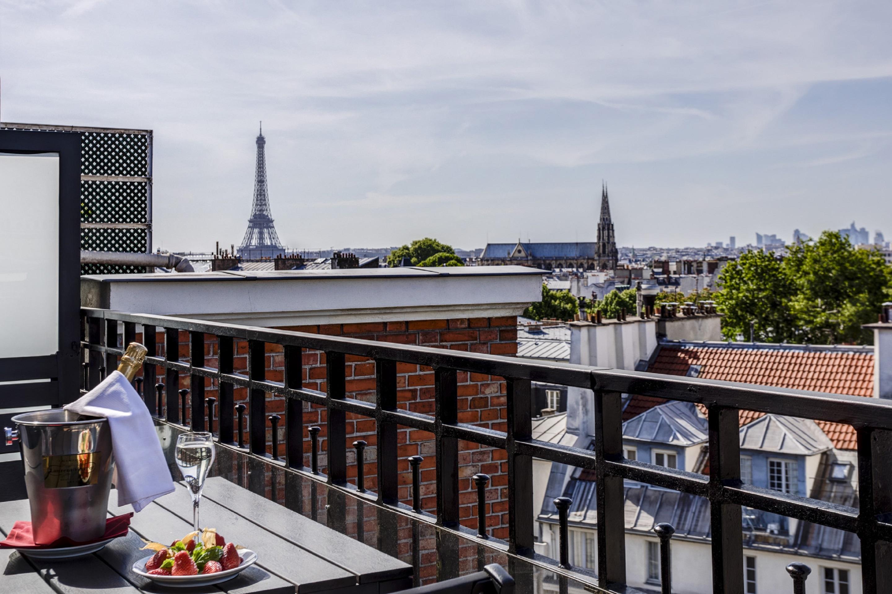 Hotel Pont Royal Paris Ngoại thất bức ảnh View from the rooftop