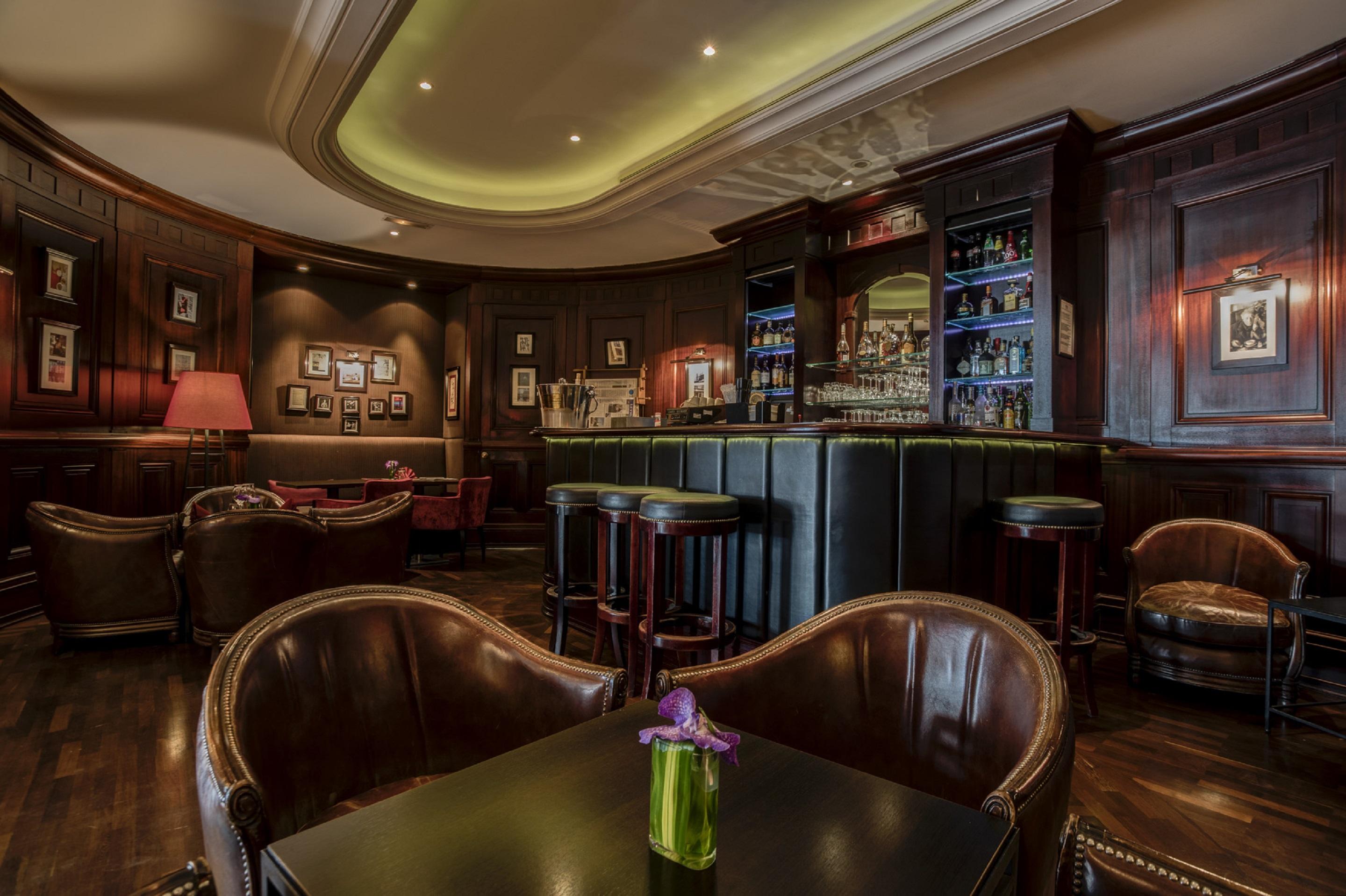 Hotel Pont Royal Paris Ngoại thất bức ảnh The bar at the St. Regis Istanbul